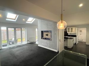 Photo 8- click for photo gallery